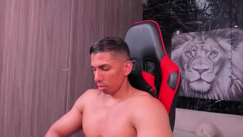 Adan Sin online show from November 4, 7:15 pm