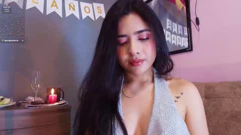  Adara Johnson  online show from February 28, 12:53 pm