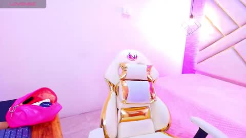 Snapshot of addy__02 chatting on October 9, 11:37 am addy__02 online show from October 9, 11:37 am