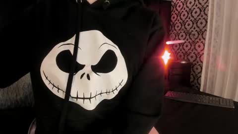 Ade  online show from January 5, 7:50 pm