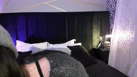 Ade  online show from November 10, 8:00 pm