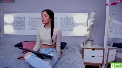 Snapshot of adelaa_11 chatting on February 19, 12:22 pm Adela Worsth online show from February 19, 12:22 pm