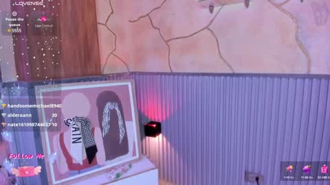 Snapshot of adelainebest chatting on December 4, 9:45 am Adelaine online show from December 4, 9:45 am