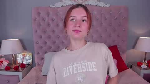 Snapshot of adelainebest chatting on March 12, 5:13 am Adelaine online show from March 12, 5:13 am