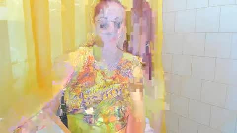 Snapshot of adelamilfsexy chatting on February 7, 6:45 pm izabellamilf online show from February 7, 6:45 pm