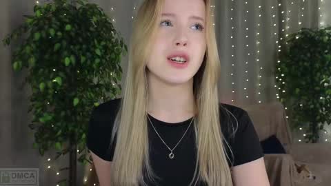 Snapshot of adele_armas chatting on February 11, 12:17 am Adele online show from February 11, 12:17 am