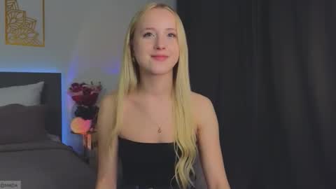 Snapshot of adele_armas chatting on October 4, 9:56 pm Adele online show from October 4, 9:56 pm
