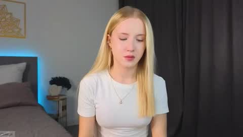 Snapshot of adele_armas chatting on September 10, 9:38 pm Adele online show from September 10, 9:38 pm