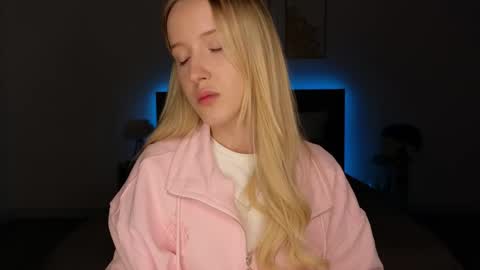 Adele online show from April 23, 9:16 pm