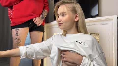 Adele Nick online show from October 17, 8:51 am