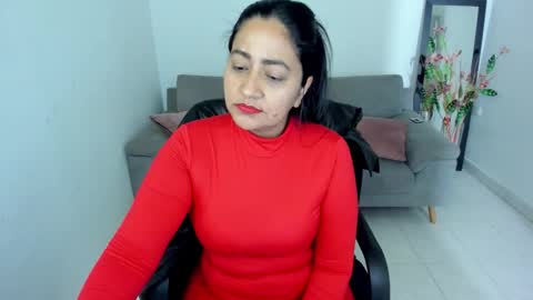 Snapshot of adele_sweett chatting on October 20, 10:31 am Carolina online show from October 20, 10:31 am