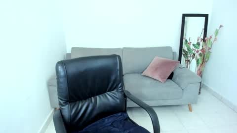 Snapshot of adele_sweett chatting on September 28, 3:32 pm Carolina online show from September 28, 3:32 pm