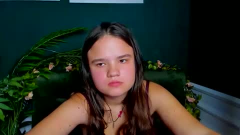 adelecruzz online show from April 4, 2:02 pm