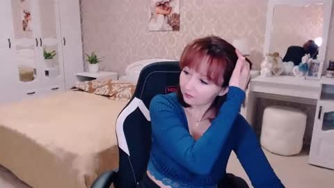 AdeleMoran online show from March 1, 6:00 pm