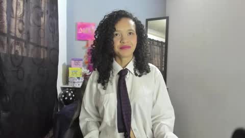 Snapshot of adeleth_blue chatting on October 9, 1:27 pm Adeleth online show from October 9, 1:27 pm