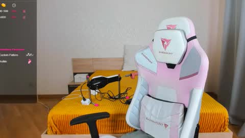 Adelina online show from November 2, 9:31 am