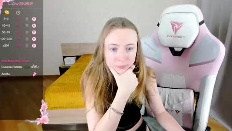 Adelina online show from September 12, 11:01 am