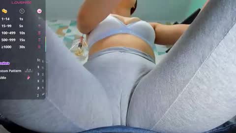 Snapshot of adelinaconte1 chatting on October 20, 12:54 pm adelinaconte1 online show from October 20, 12:54 pm
