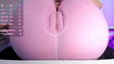 Snapshot of adelinaconte1 chatting on February 6, 10:21 pm adelinaconte1 online show from February 6, 10:21 pm
