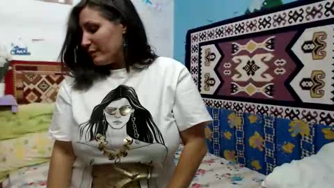 Snapshot of adelineblueeyes chatting on October 12, 9:46 am Larisa online show from October 12, 9:46 am