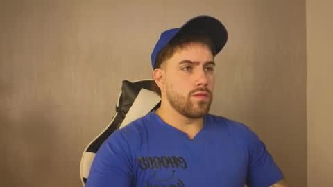 Ades online show from November 12, 12:07 pm