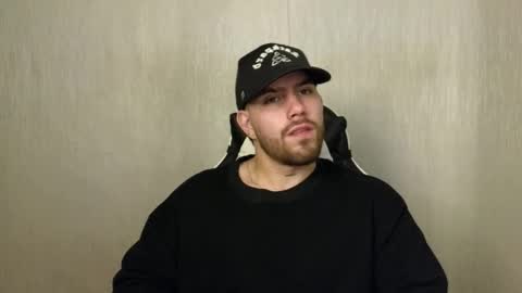 Snapshot of ades_lowe chatting on October 19, 12:54 pm Ades online show from October 19, 12:54 pm