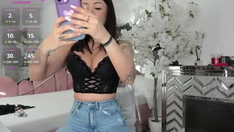 Adona online show from April 6, 5:19 am