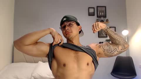 Adonis online show from September 15, 10:55 pm