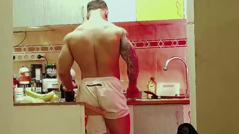 Snapshot of adonis_msc chatting on February 11, 11:01 pm Adonis online show from February 11, 11:01 pm