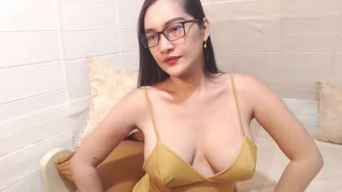 Snapshot of adorabletrans69 chatting on October 1, 9:13 pm Princess BLanca online show from October 1, 9:13 pm