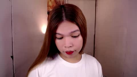 adorabletsforyouxx online show from March 4, 5:03 pm