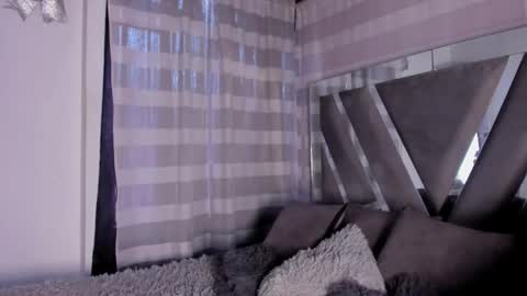 Stormi online show from December 17, 8:26 pm