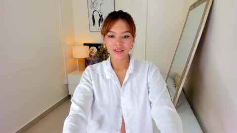 Snapshot of adria_ross chatting on October 1, 1:10 pm Adriana online show from October 1, 1:10 pm