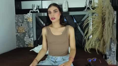 Adrian and Camii online show from April 13, 3:55 am