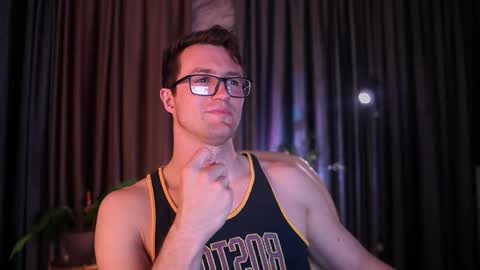 Adrian online show from March 25, 5:36 am