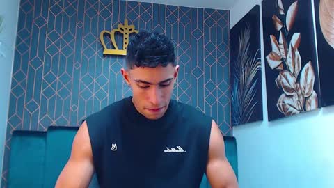   online show from March 6, 11:47 am