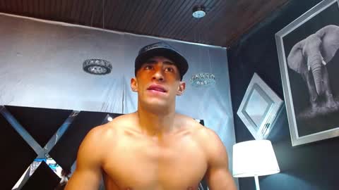   online show from December 18, 12:29 pm