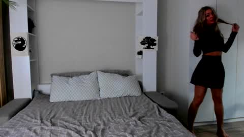 Snapshot of adriana_coy_ chatting on January 22, 9:13 am Adriana online show from January 22, 9:13 am