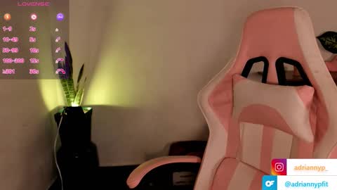 adrianny online show from January 16, 11:25 pm