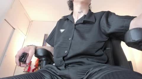 Adrian online show from November 30, 4:41 am