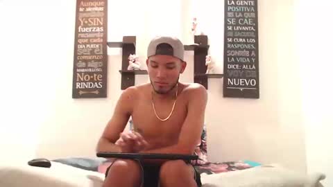 Snapshot of adriel_and_risitos_ chatting on October 15, 4:49 am adriel_and_risitos_ online show from October 15, 4:49 am