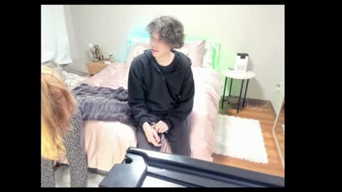 Niko online show from March 14, 6:39 am