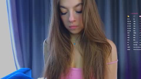 Afelia online show from September 17, 6:39 am