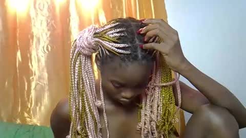 Snapshot of afri_kanaslim chatting on October 14, 11:24 am afri kanaslim online show from October 14, 11:24 am