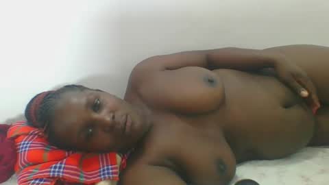 Snapshot of africanbeauty4 chatting on September 10, 7:15 pm ELIZABETH online show from September 10, 7:15 pm