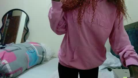 Mia online show from March 11, 5:27 pm