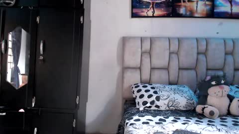 afrodita096 online show from February 6, 9:06 pm