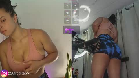 Snapshot of afrodita_p_ chatting on March 3, 9:33 am Afrodita P online show from March 3, 9:33 am