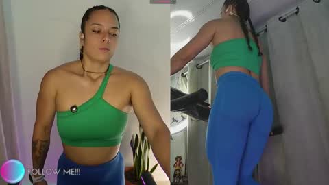 Snapshot of afrodita_p_ chatting on September 21, 9:57 am Afrodita P online show from September 21, 9:57 am