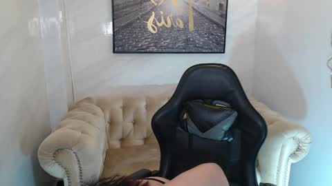 afrodita_wild_v online show from April 9, 1:17 pm